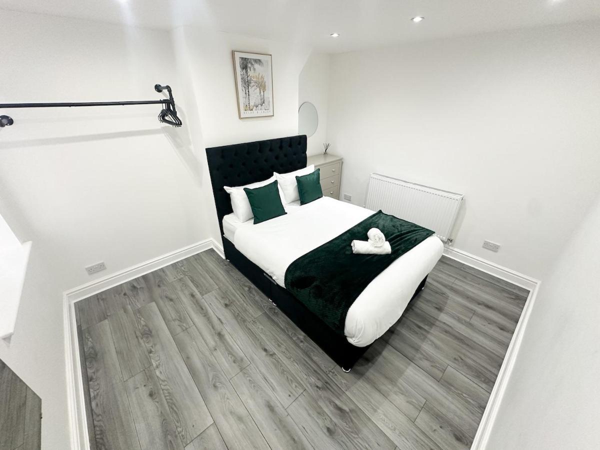 Contractors Dream, 4 Bedroom 2 Bathroom Liverpool Exterior photo